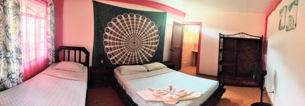 Cool Vibes Beach Hostel Dominical Exterior photo