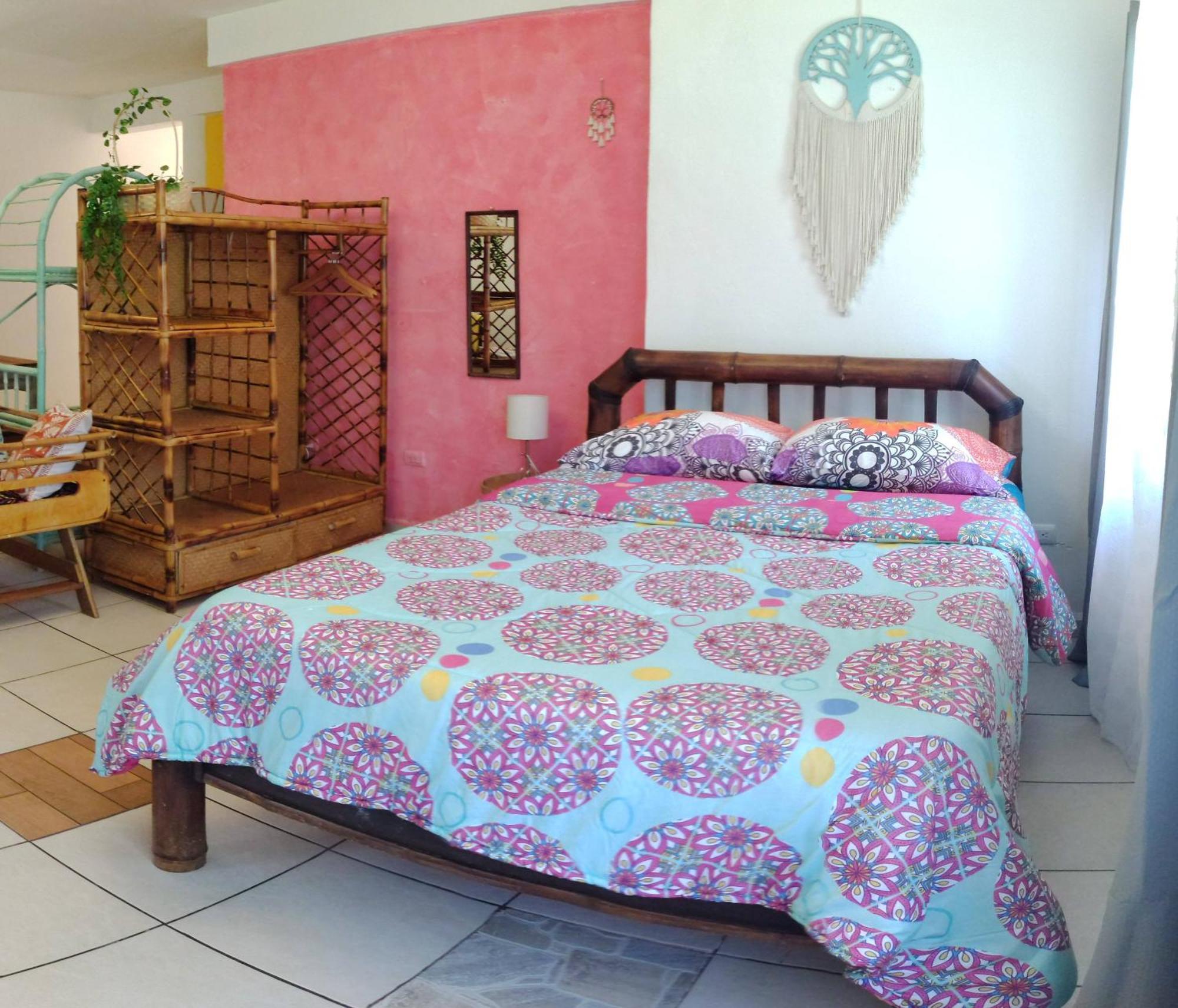 Cool Vibes Beach Hostel Dominical Exterior photo