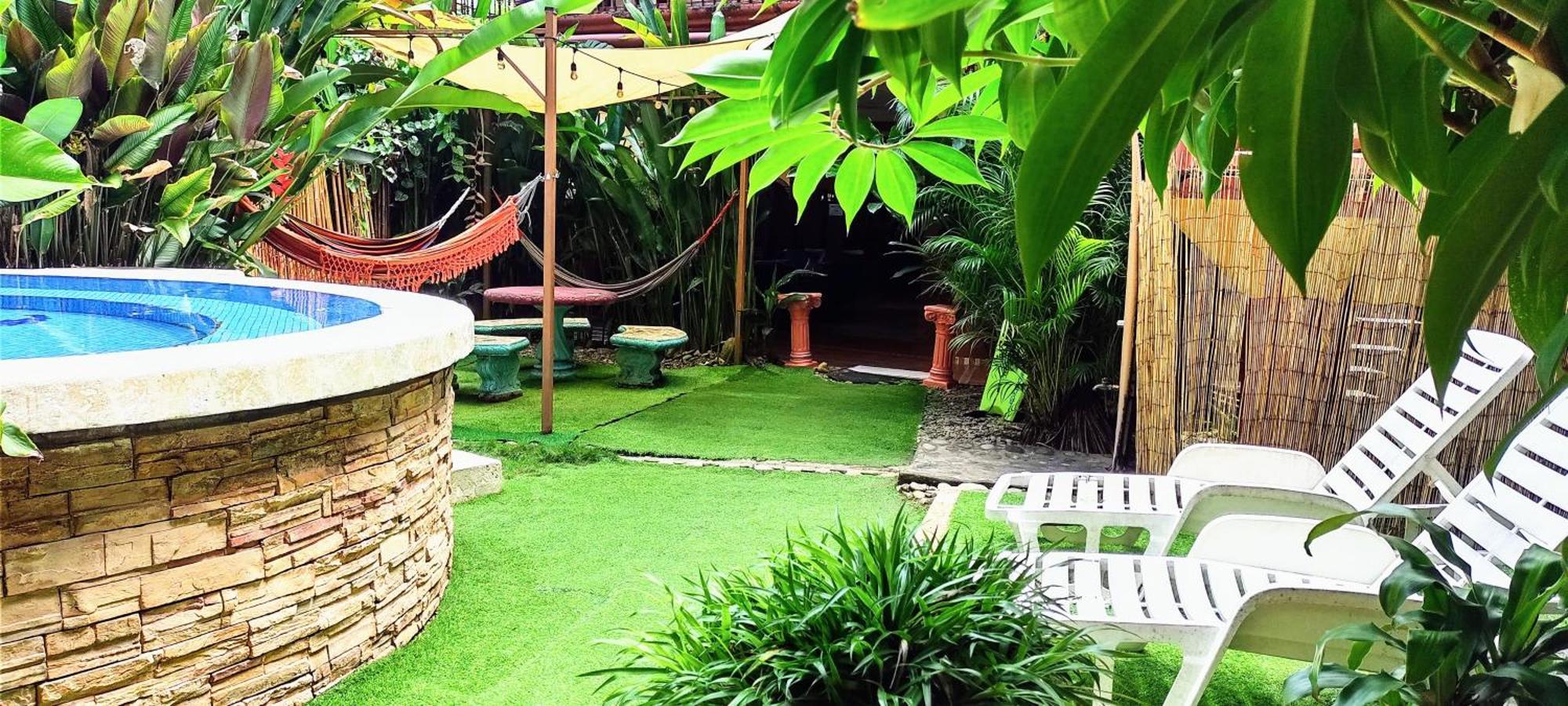 Cool Vibes Beach Hostel Dominical Exterior photo