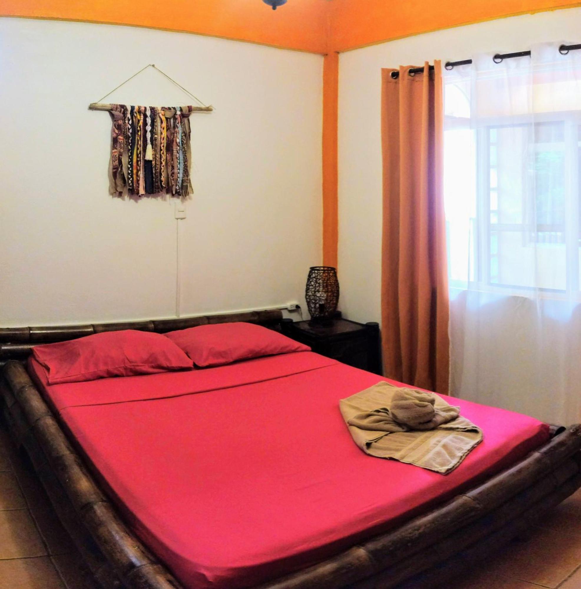 Cool Vibes Beach Hostel Dominical Exterior photo