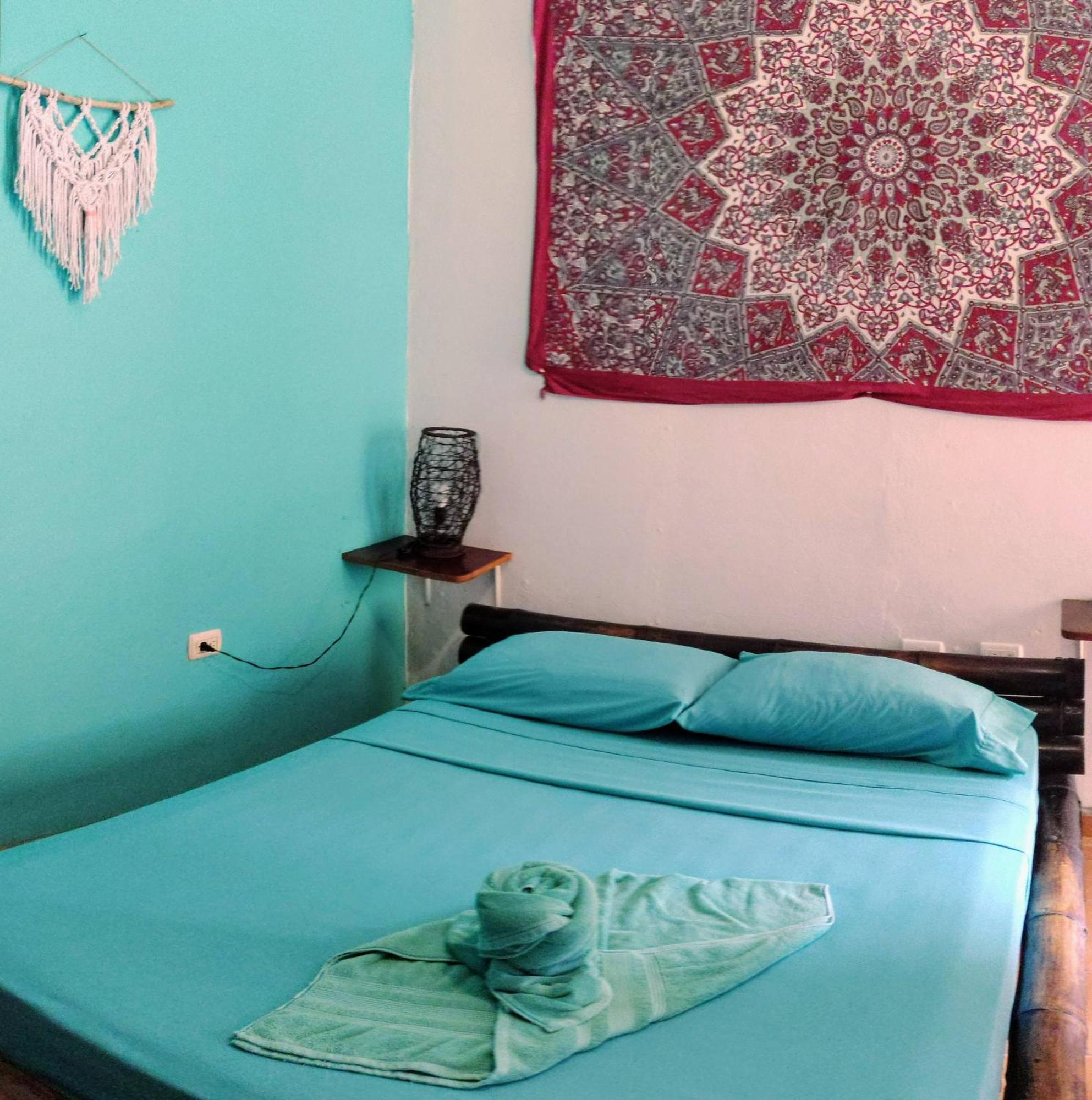Cool Vibes Beach Hostel Dominical Exterior photo