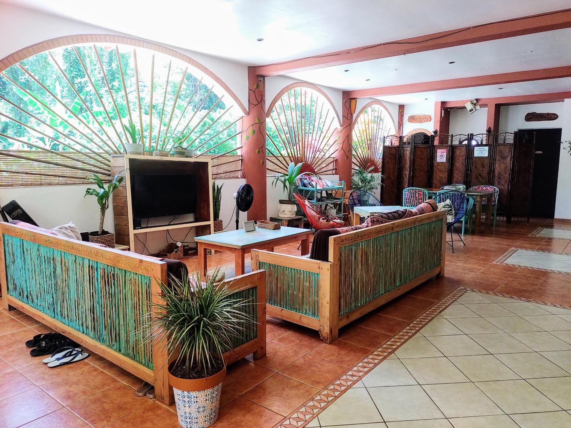 Cool Vibes Beach Hostel Dominical Exterior photo