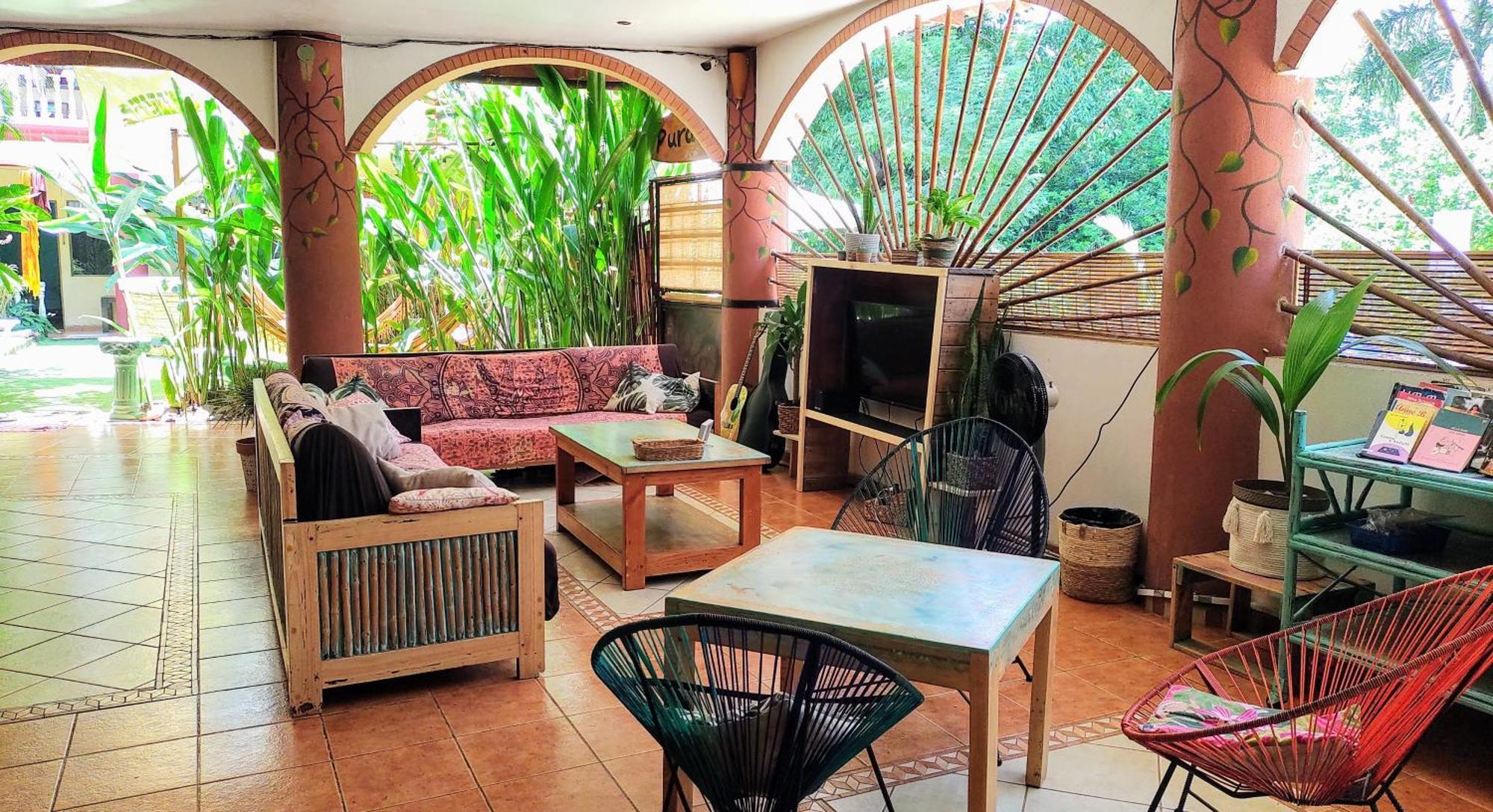 Cool Vibes Beach Hostel Dominical Exterior photo