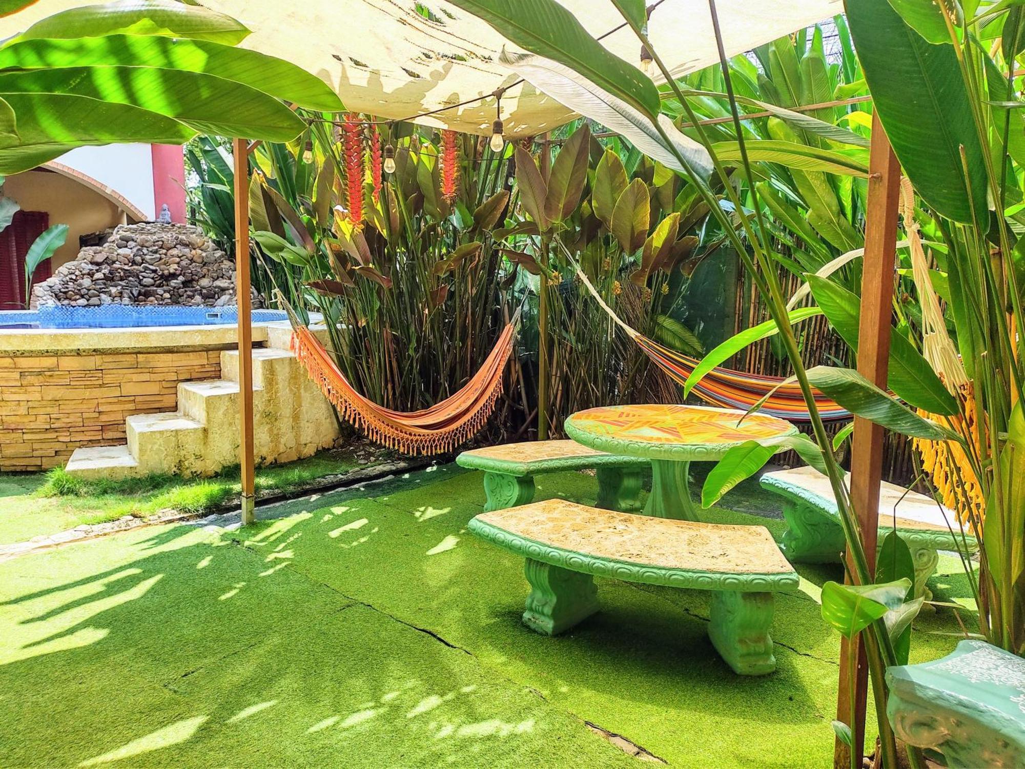 Cool Vibes Beach Hostel Dominical Exterior photo