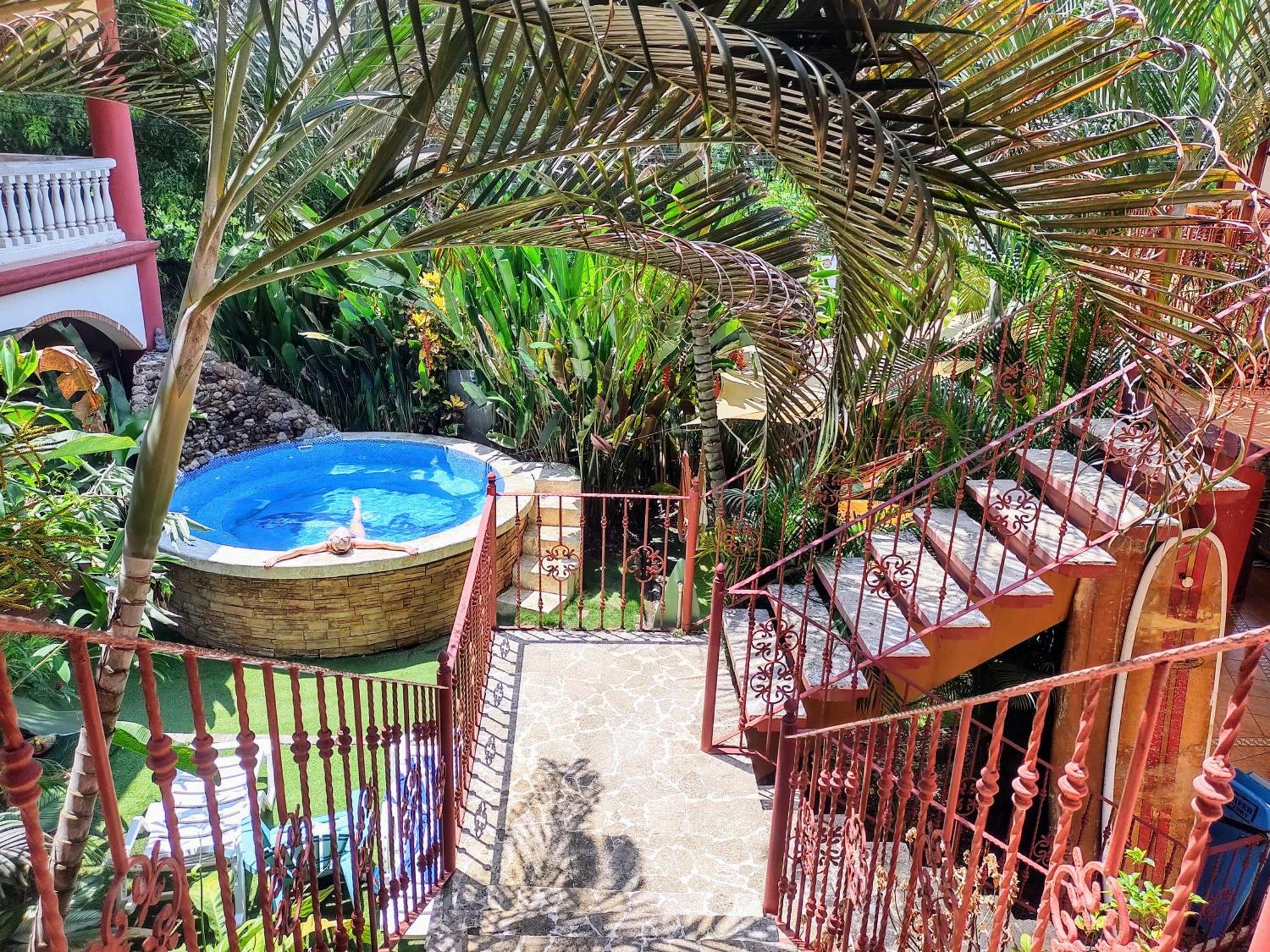 Cool Vibes Beach Hostel Dominical Exterior photo